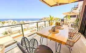Luxury Designer Apartment - Unbeatable Sea Views